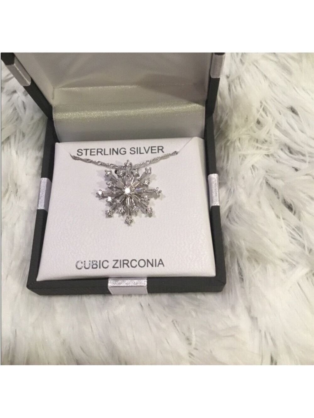 Snowflake Jewelry set Sterling Silver Cubic Zirconia gift boxed - Picture 9 of 9